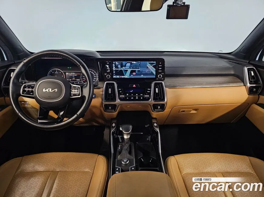 Kia Sorento — фото 5