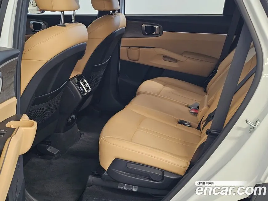 Kia Sorento — фото 3