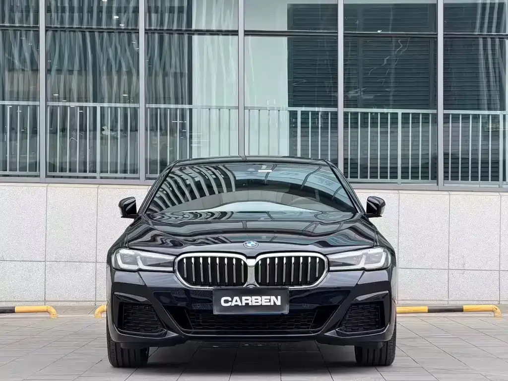 BMW 5 Series — фото 2