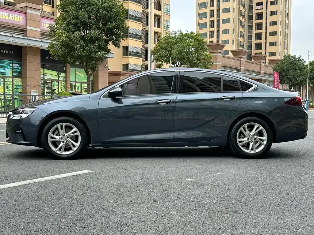 Buick Regal 2022 из CN, фото 9