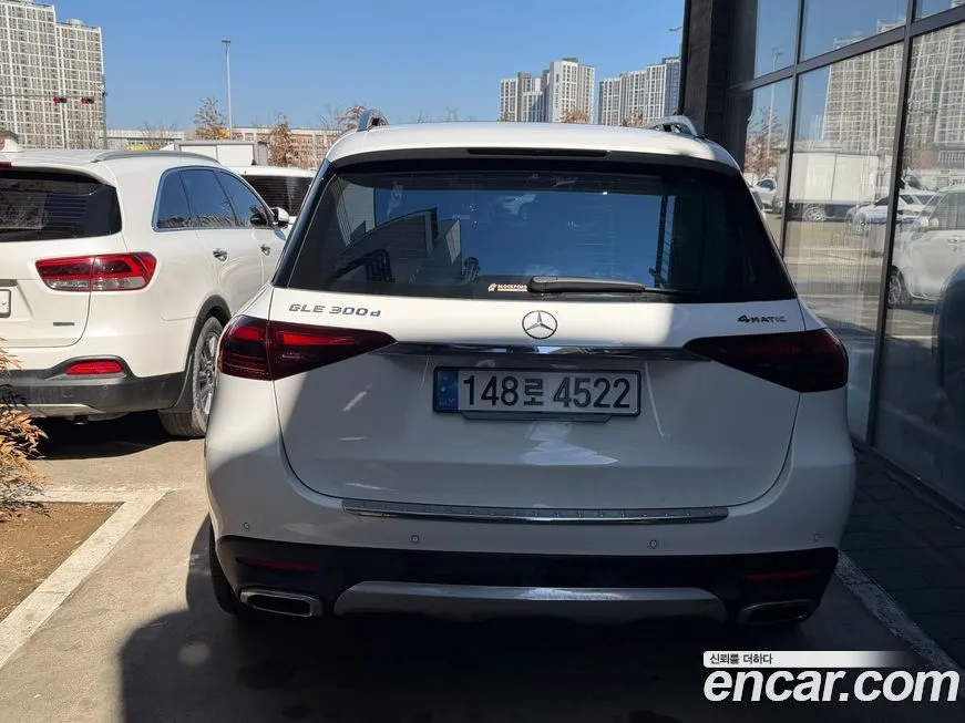 Mercedes-Benz GLE-Class — фото 2