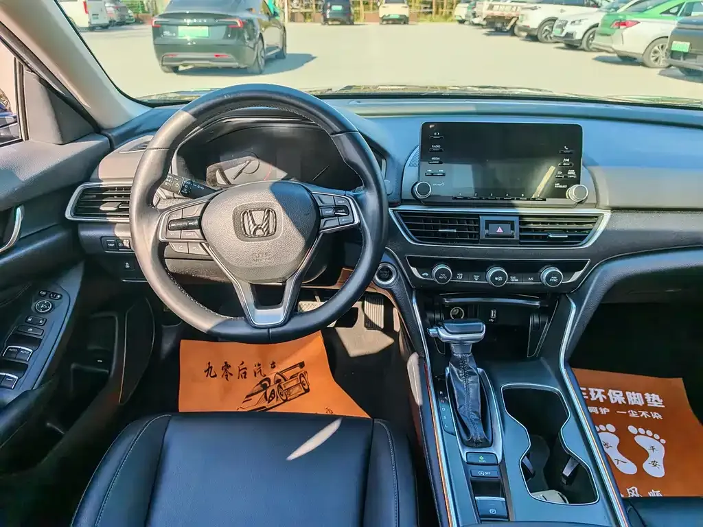 Honda Accord — фото 3