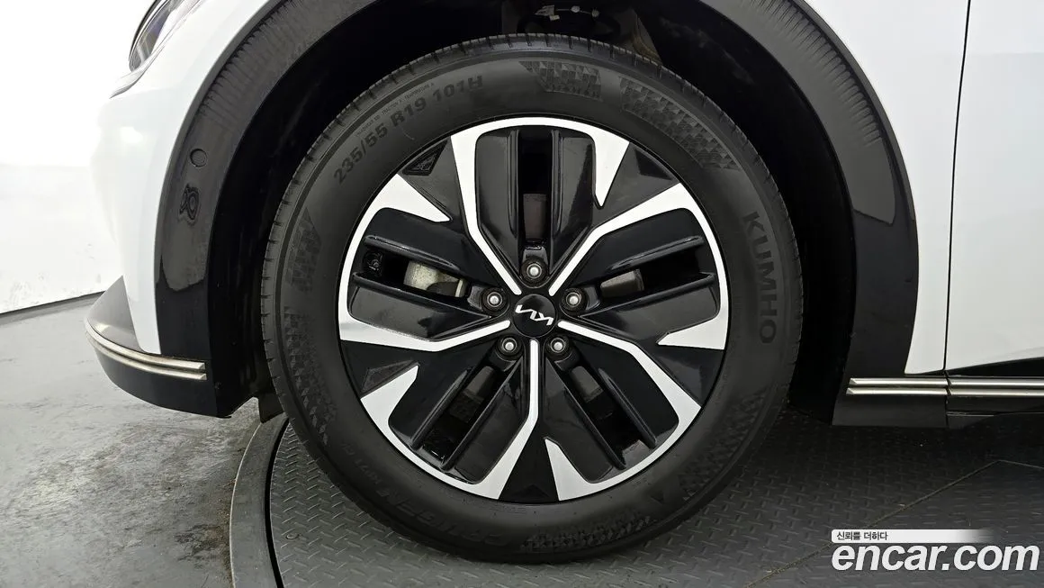 Kia EV6 2023 из KR, фото 6