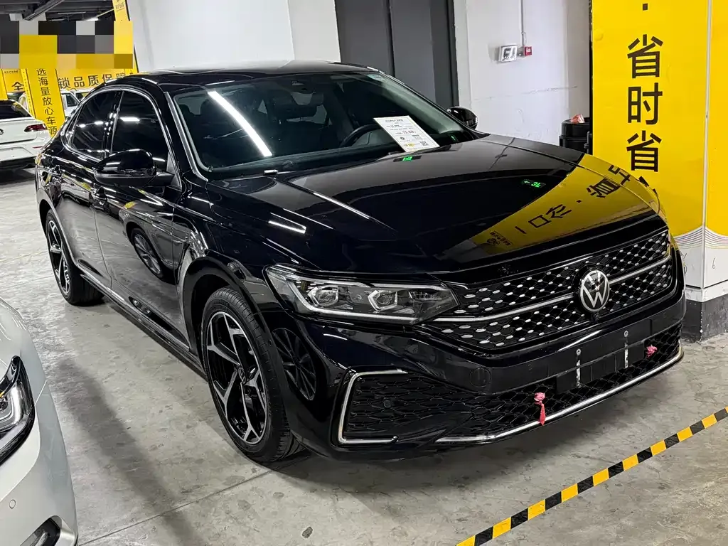 Volkswagen Passat — фото 3