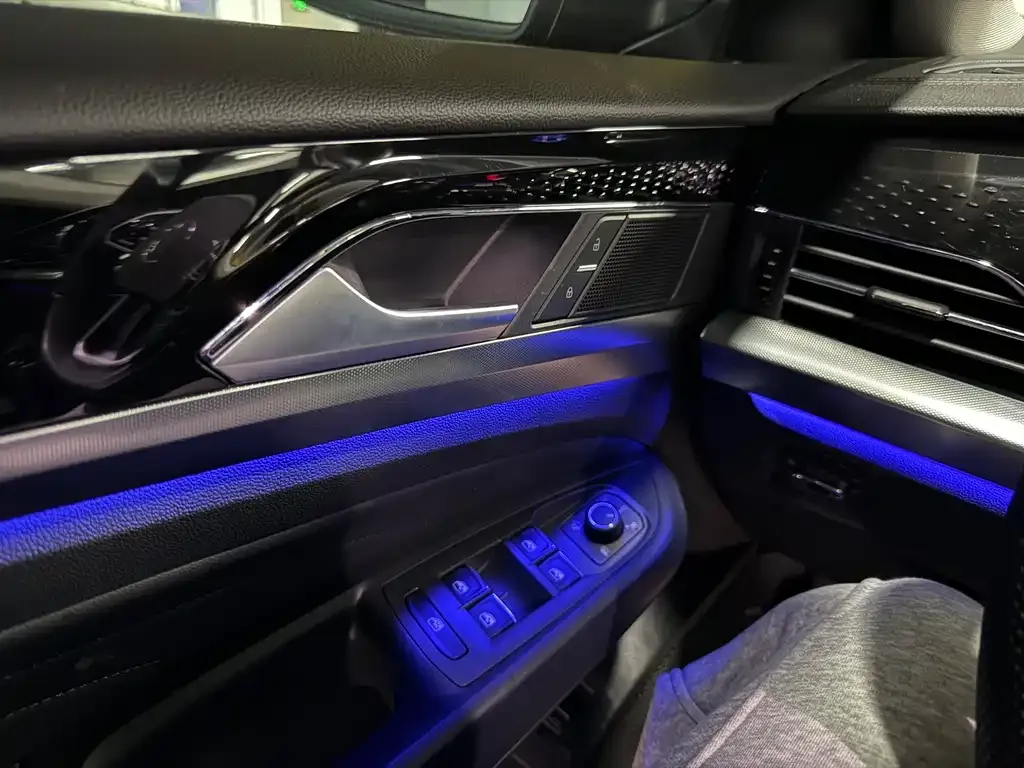 Volkswagen Passat — фото 4