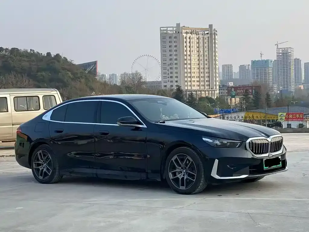 BMW i5 2024 из CN, фото 2