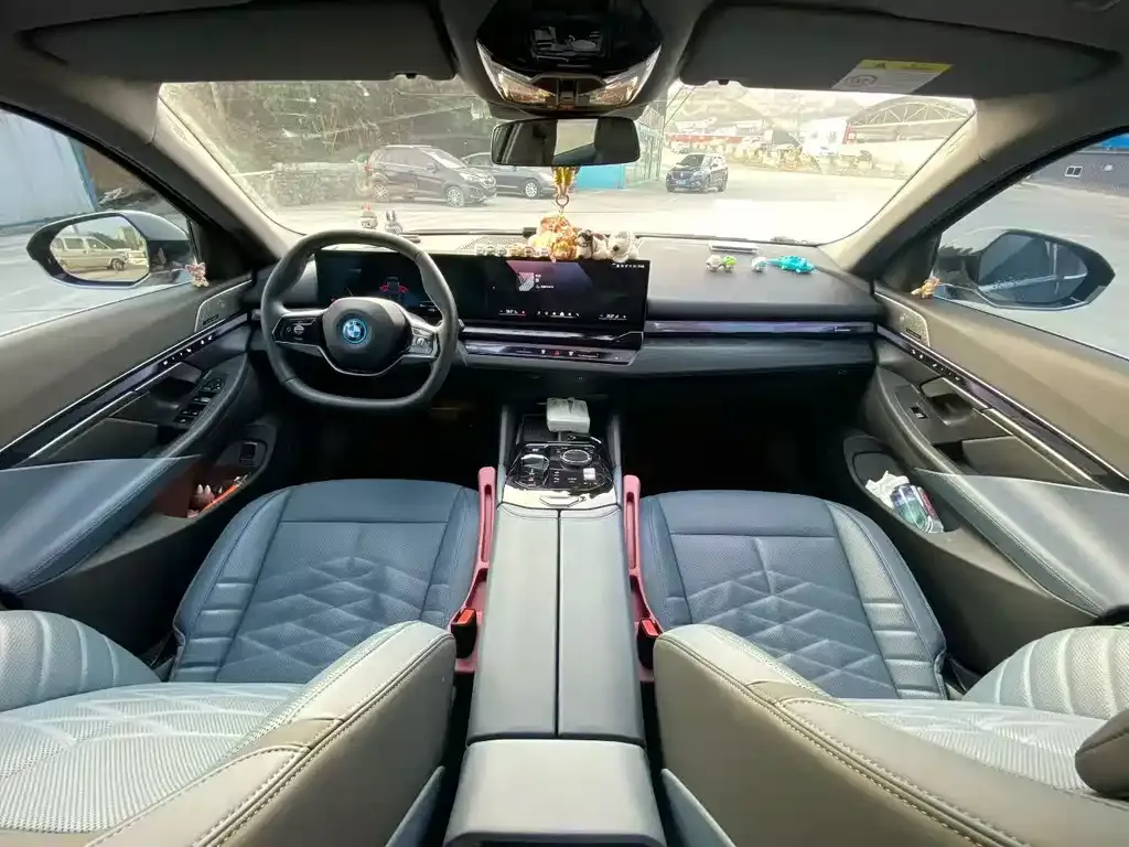 BMW i5 2024 из CN, фото 5