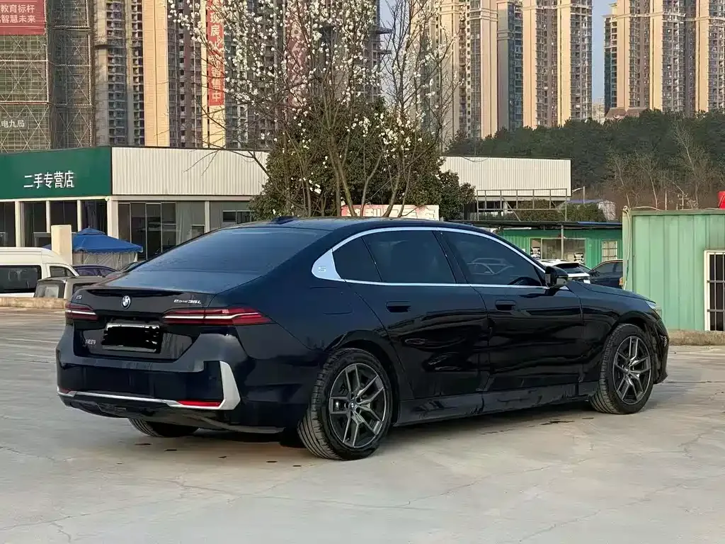 BMW i5 2024 из CN, фото 4