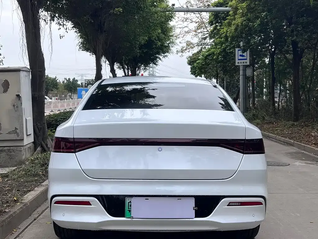BYD Qin PLUS 2023 из CN, фото 4