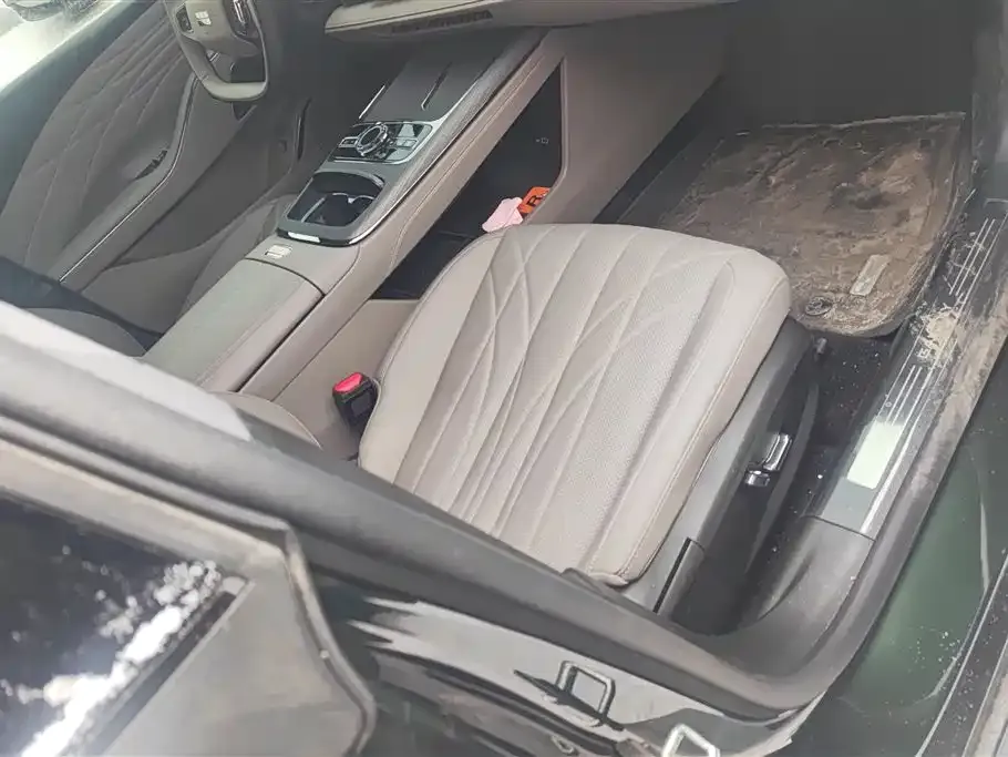 Geely Galaxy Xingyao 8 2025 из CN, фото 5