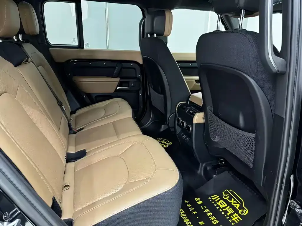 Land Rover Defender — фото 4