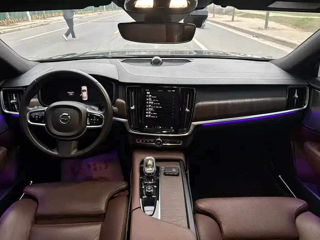 Volvo S90 — фото 4