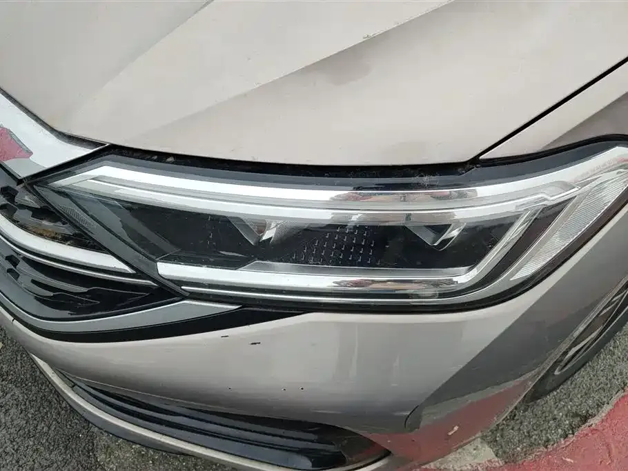 Volkswagen Sagitar — фото 3
