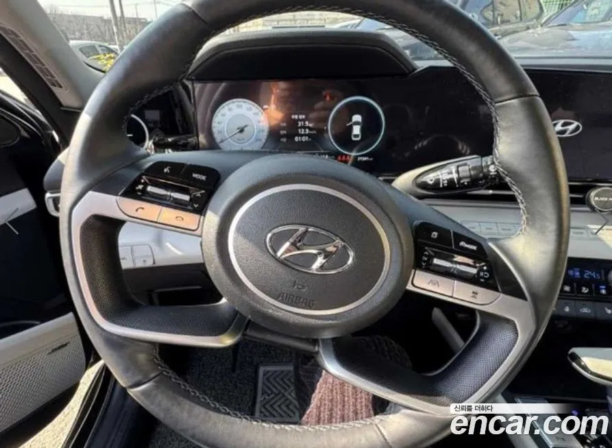 Hyundai AVANTE — фото 10