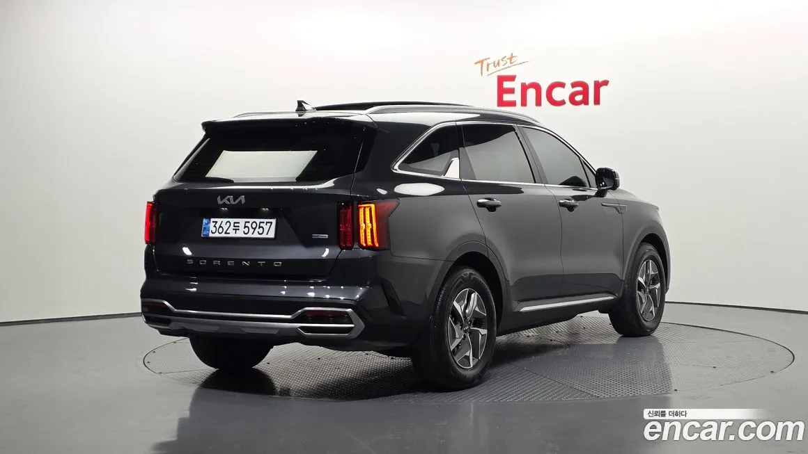Kia Sorento — фото 3