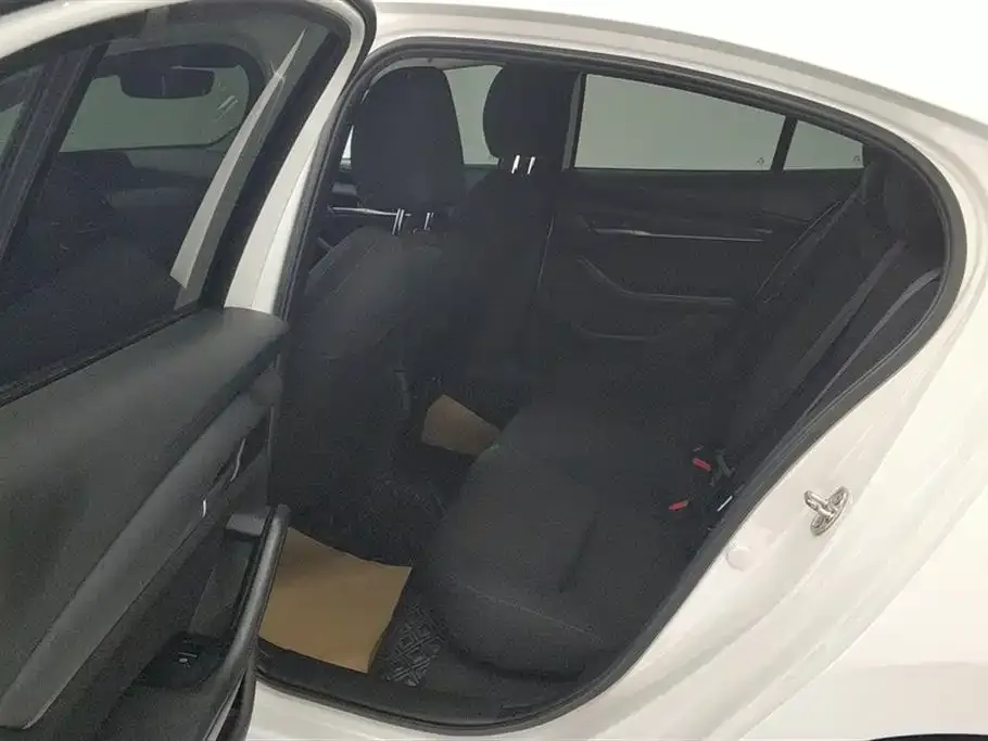 Mazda 3 Axela 2022 из CN, фото 7