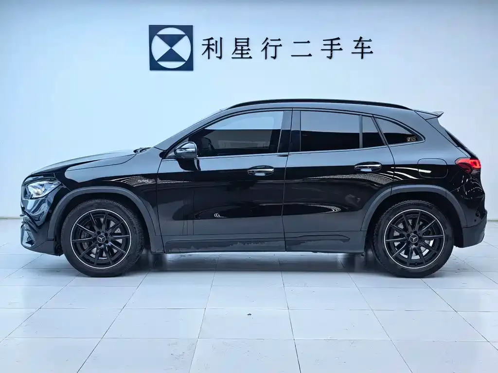 Mercedes-Benz GLA AMG — фото 9