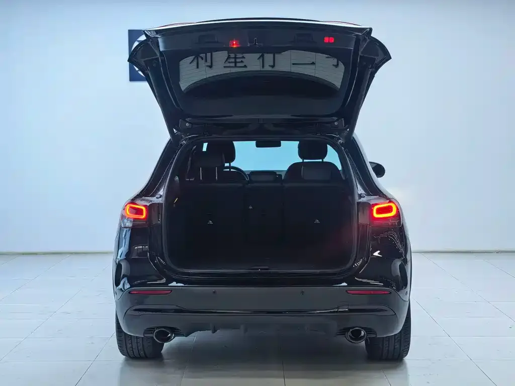 Mercedes-Benz GLA AMG — фото 3