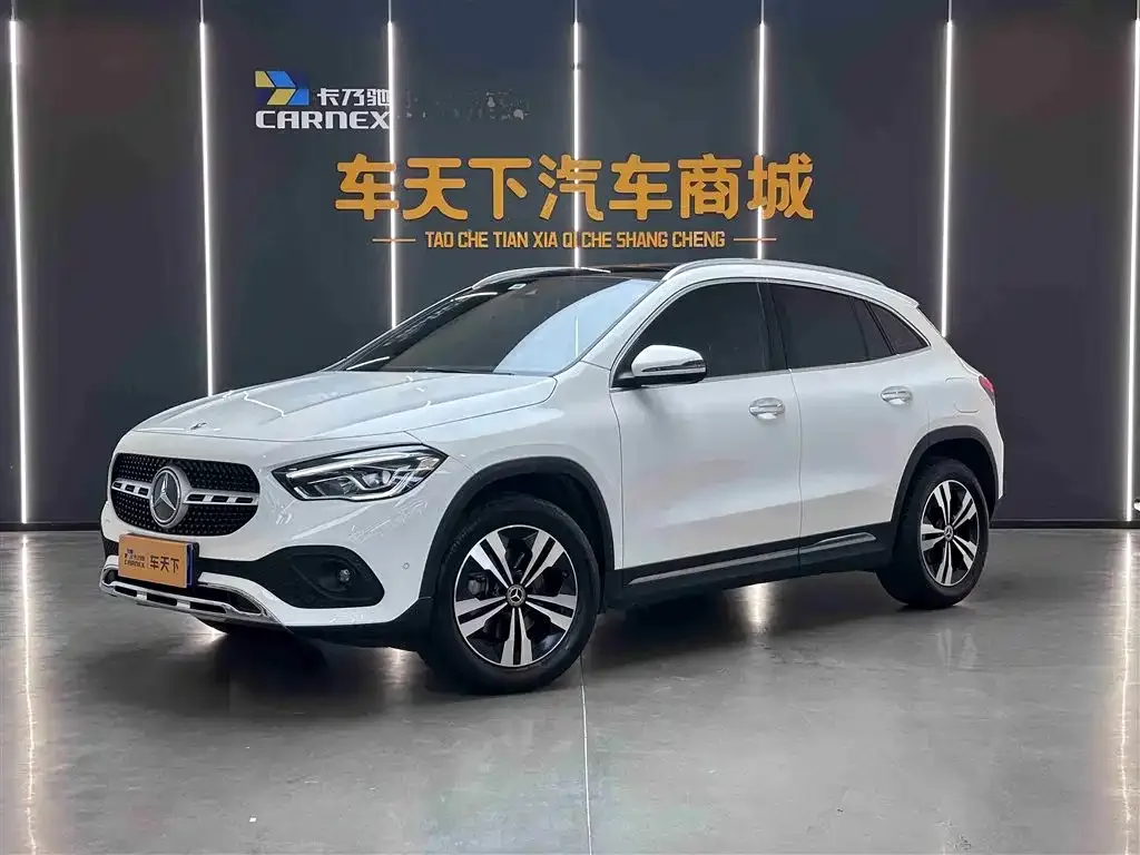 Mercedes-Benz GLA — фото 1