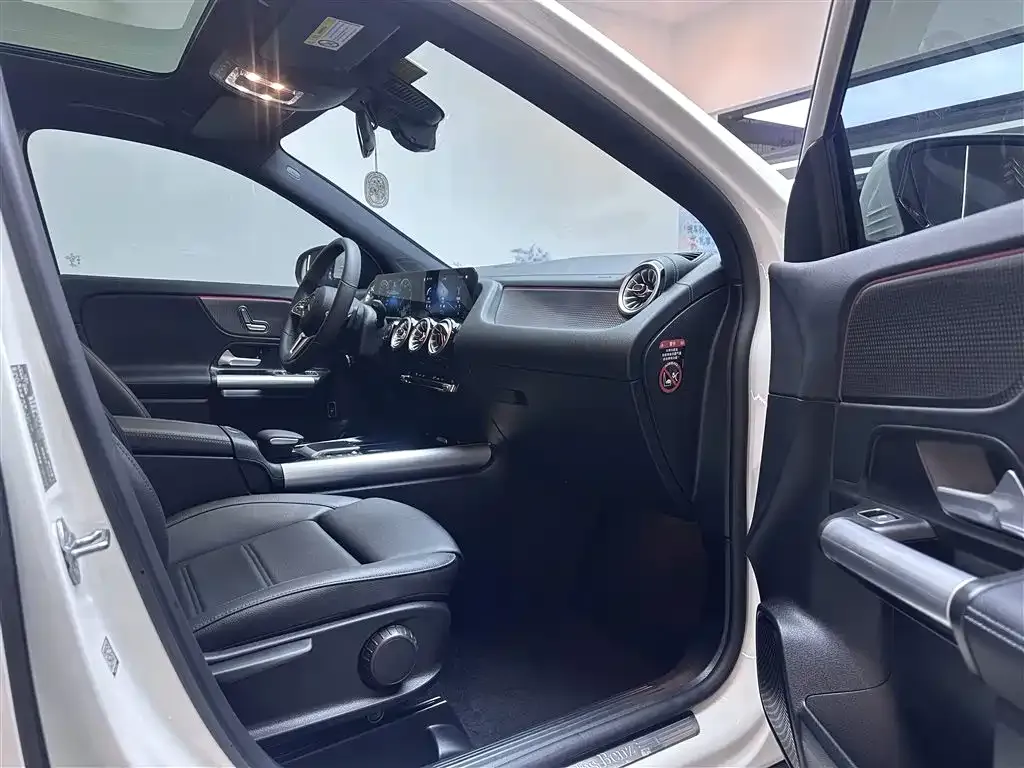 Mercedes-Benz GLA — фото 3