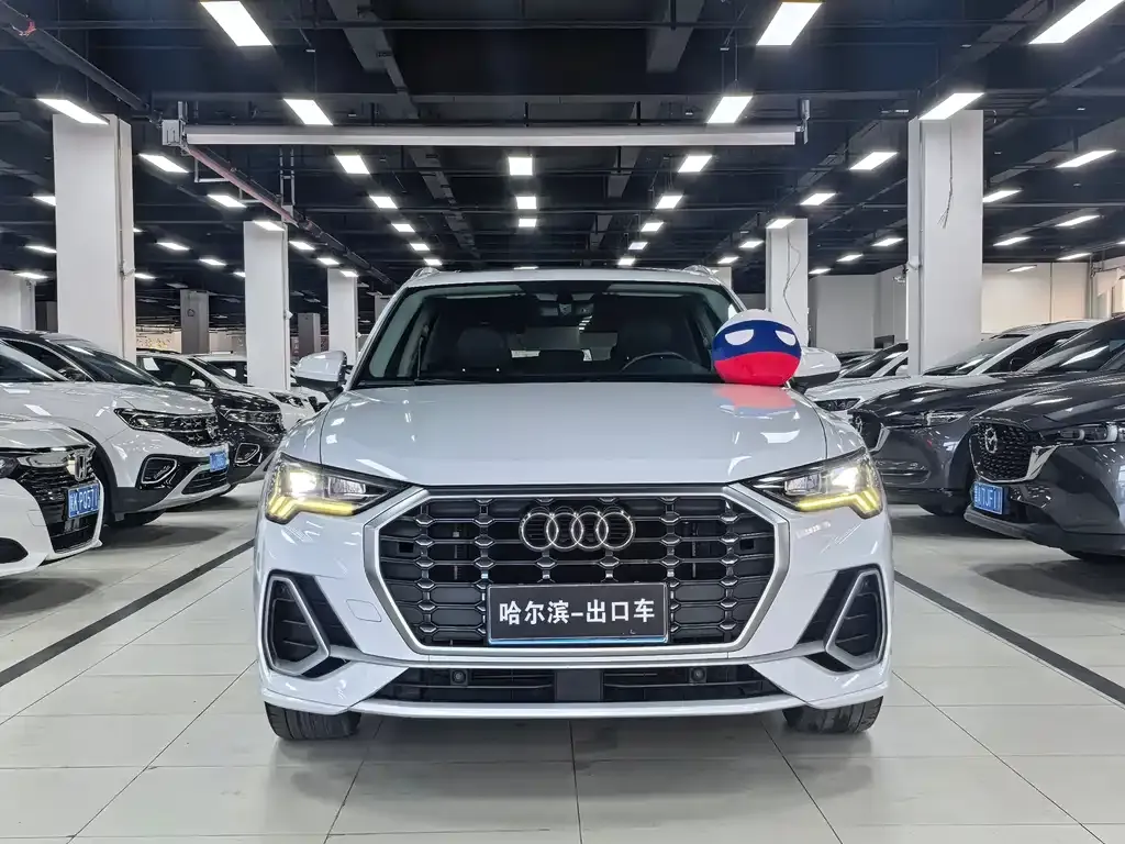 Audi Q3 2023 из CN, фото 4