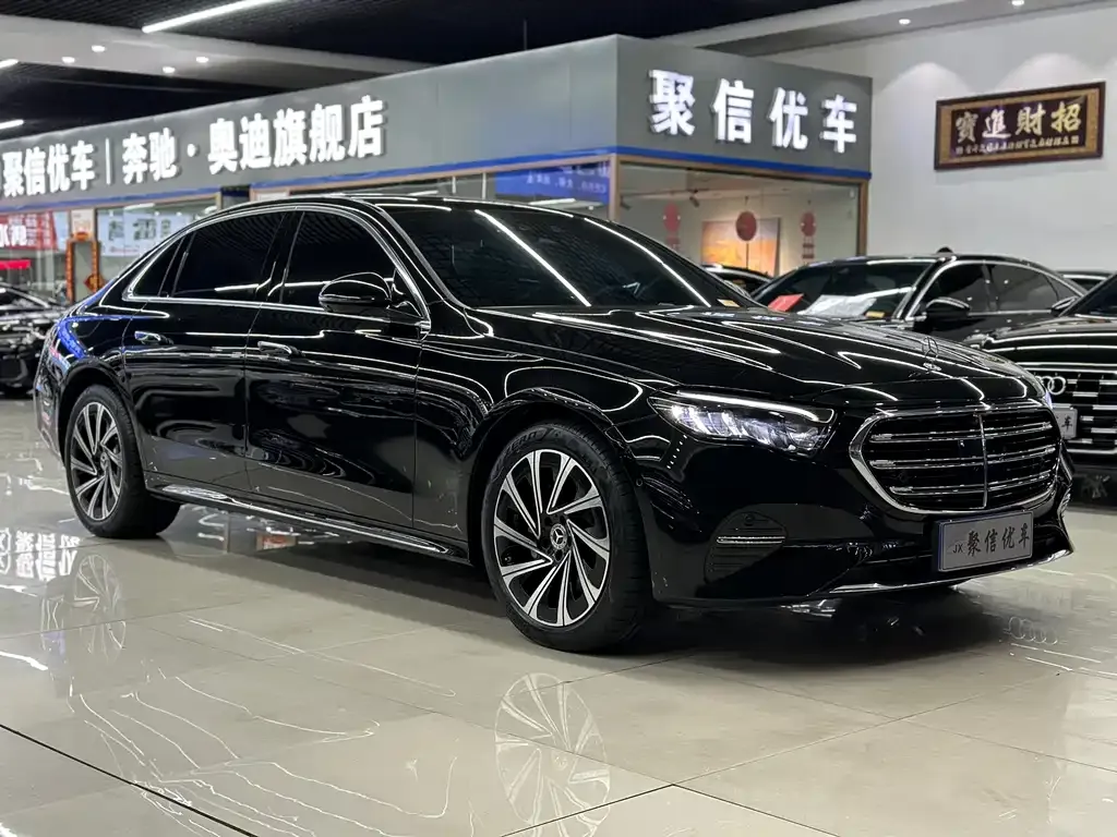 Mercedes-Benz E-Class 2025 из CN, фото 2