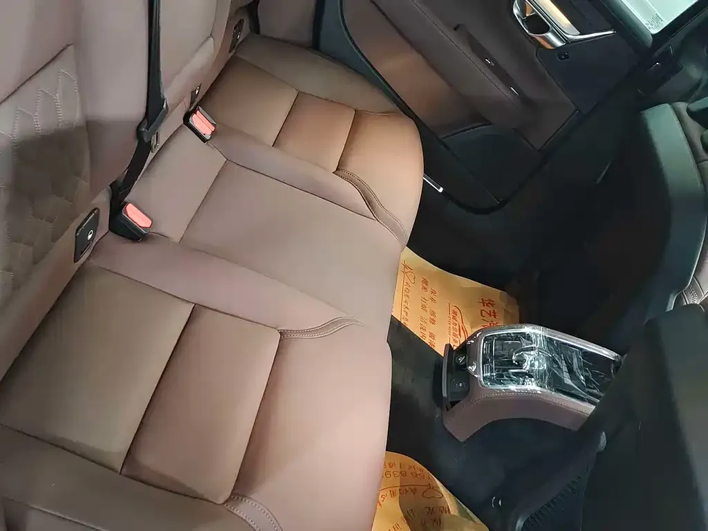 Volvo S90 — фото 3