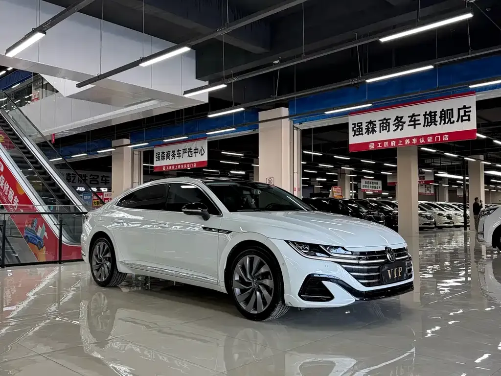 Volkswagen CC 2022 из CN, фото 5