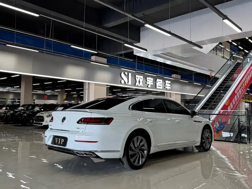 Volkswagen CC 2022 из CN, фото 8