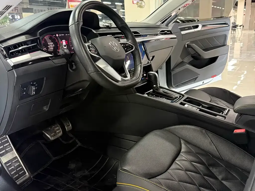 Volkswagen CC 2022 из CN, фото 7