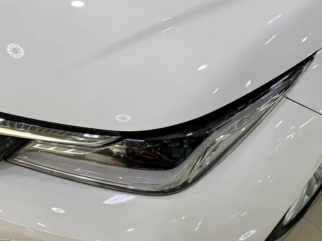Toyota Allion — фото 3