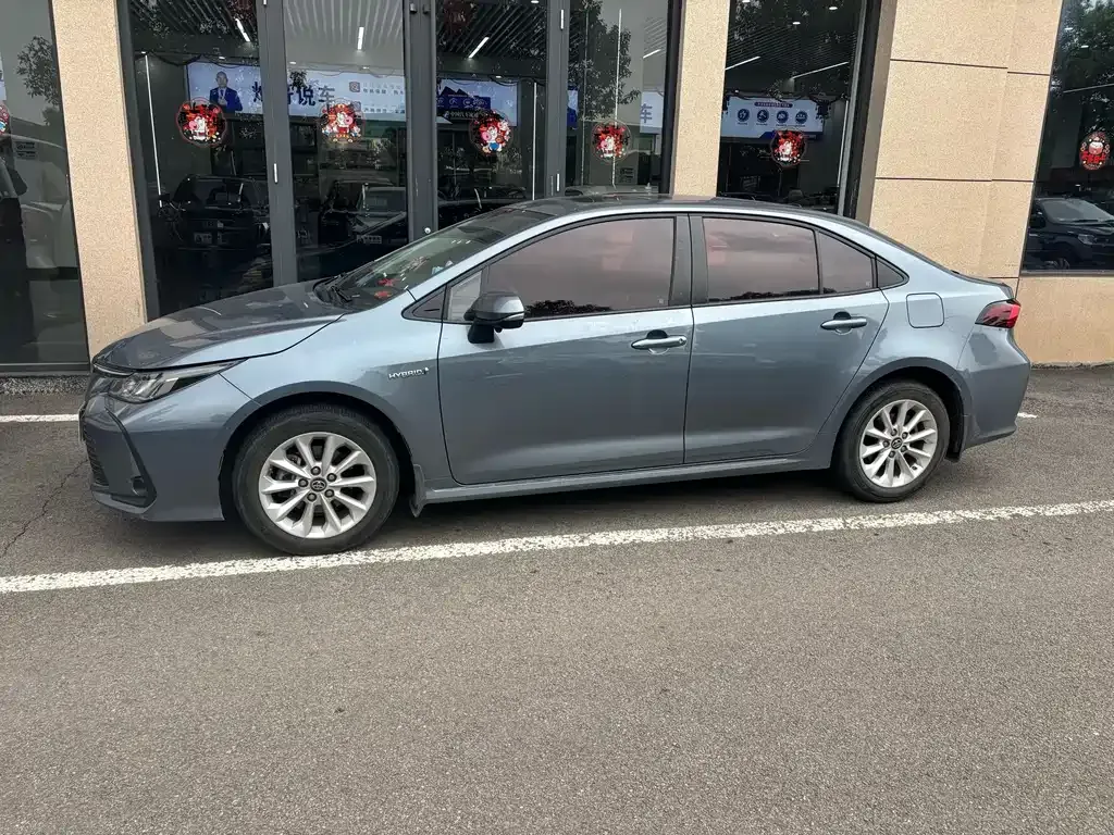 Toyota Corolla 2021 из CN, фото 7