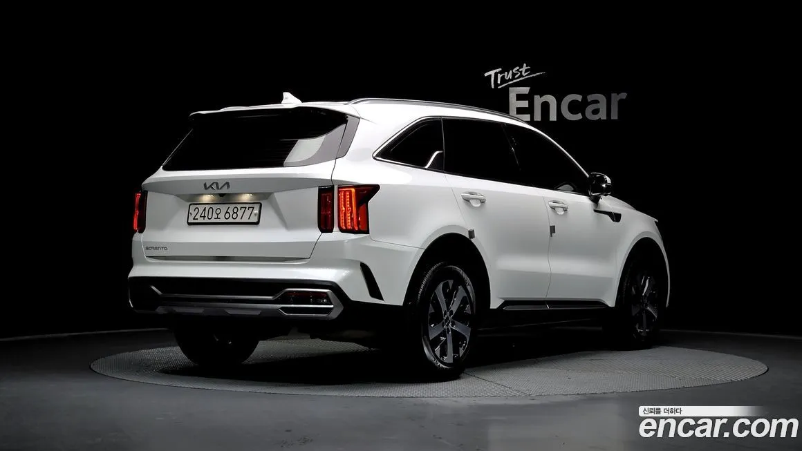 Kia Sorento — фото 5