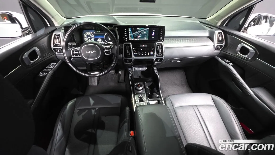 Kia Sorento — фото 6