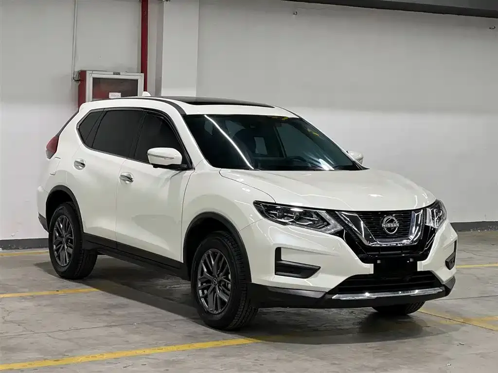 Nissan X-Trail — фото 4