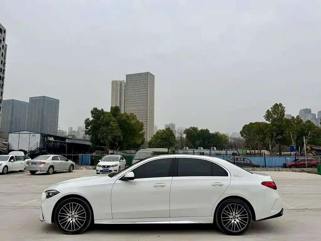 Mercedes-Benz C-Class — фото 2