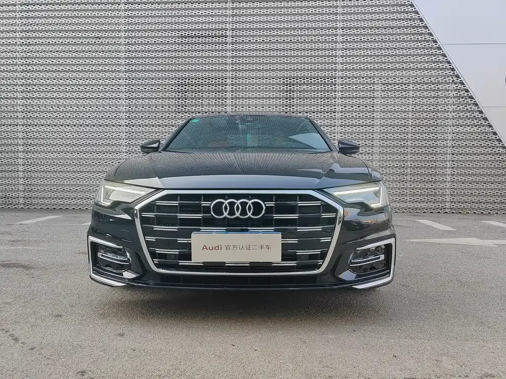 Audi A6L — фото 9