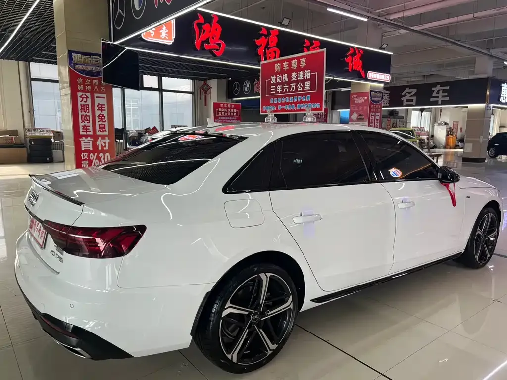 Audi A4L 2024 из CN, фото 6