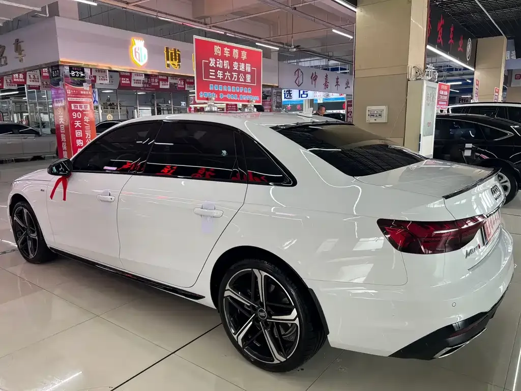 Audi A4L 2024 из CN, фото 7