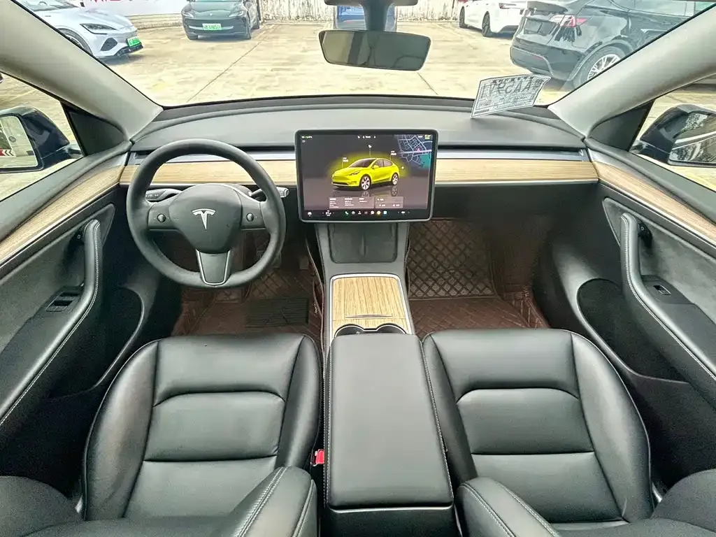 Tesla Model Y 2023 из CN, фото 8