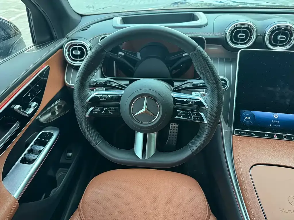 Mercedes-Benz GLC 2025 из CN, фото 3