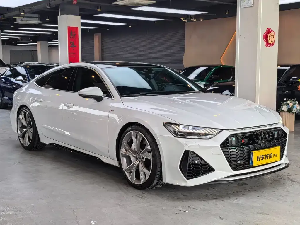 Audi A7 2021 из CN, фото 1