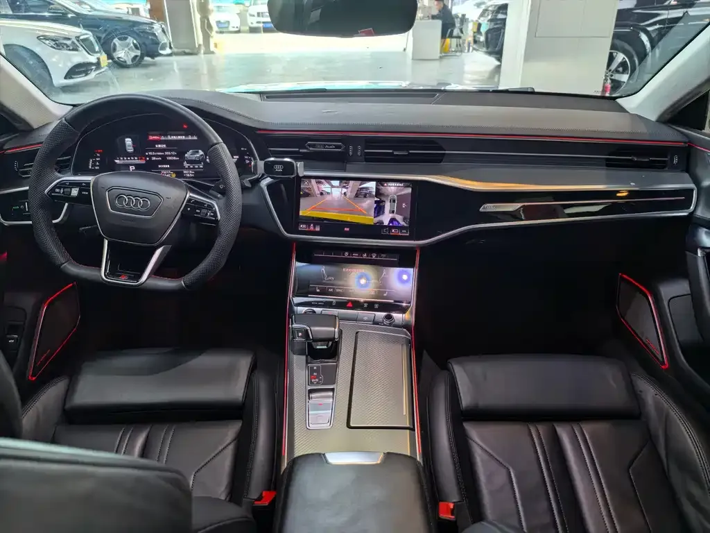 Audi A7 2021 из CN, фото 3