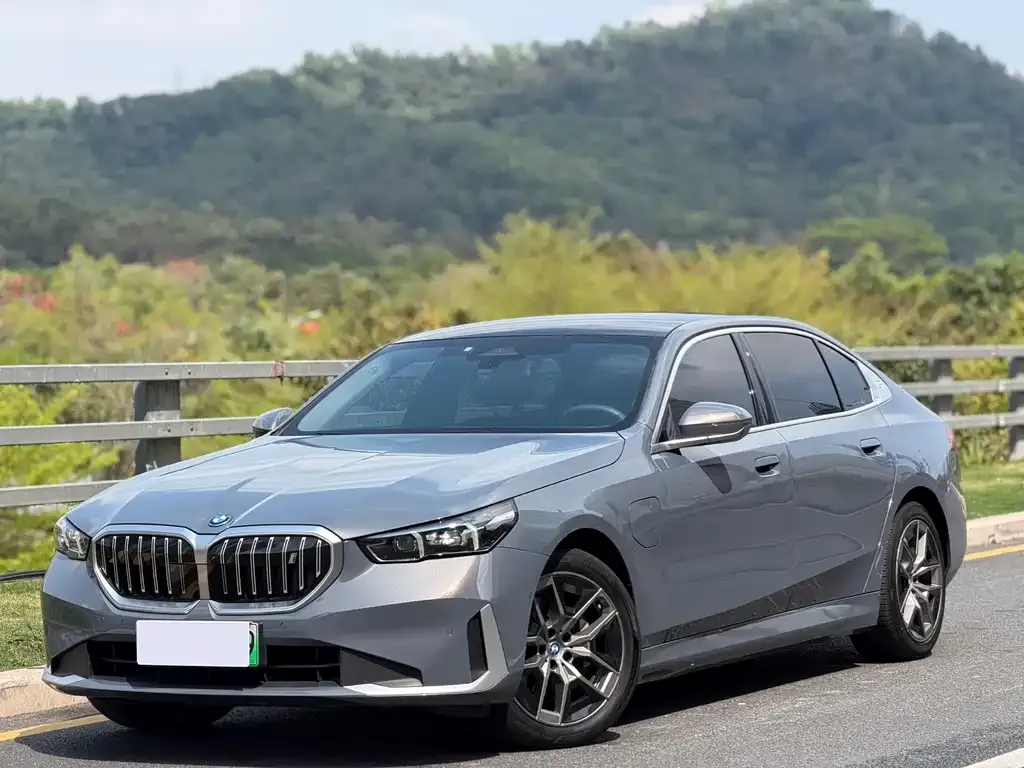 BMW i5 2024 из CN, фото 1