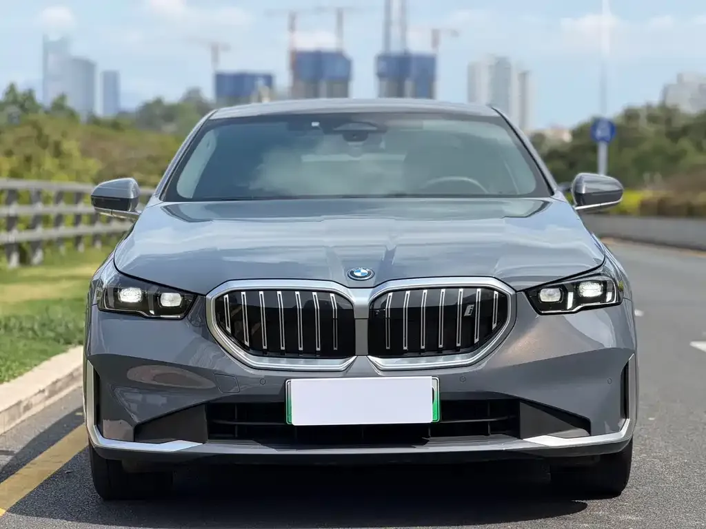 BMW i5 2024 из CN, фото 9