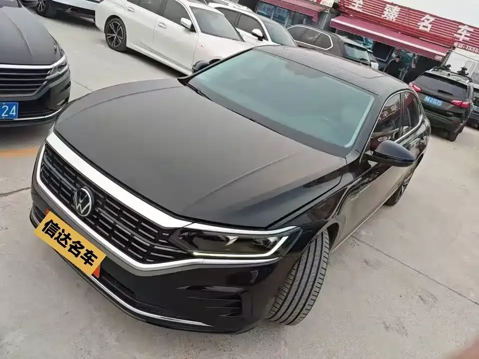Volkswagen Passat — фото 1