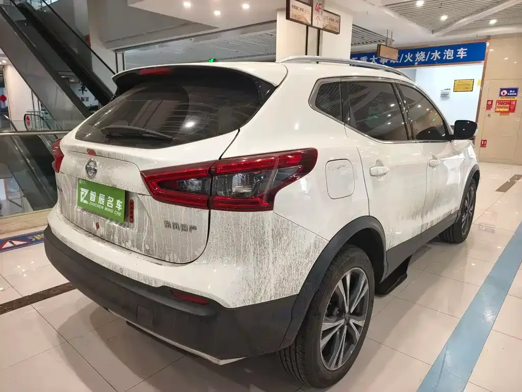Nissan Qashqai — фото 5