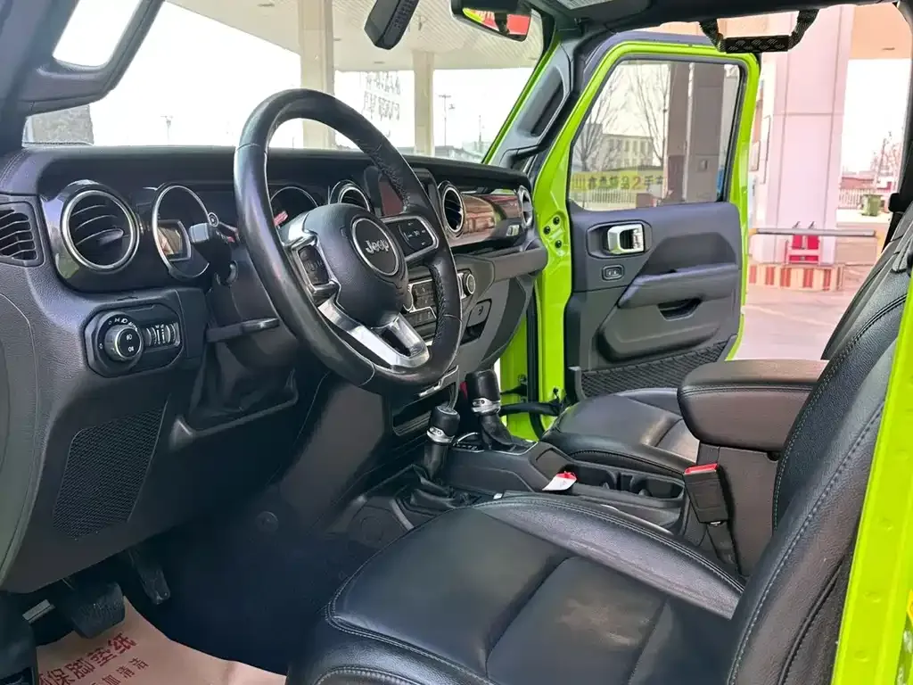 Jeep Wrangler 2022 из CN, фото 7