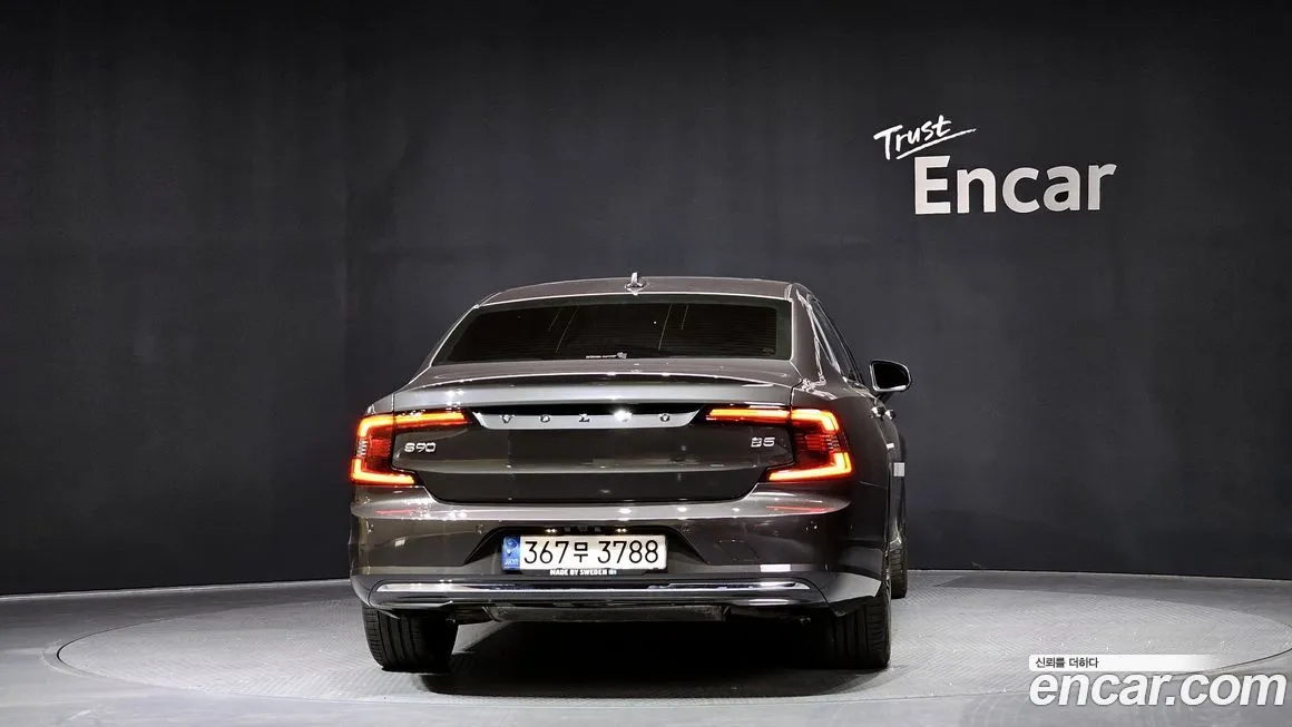 Volvo S90 — фото 10