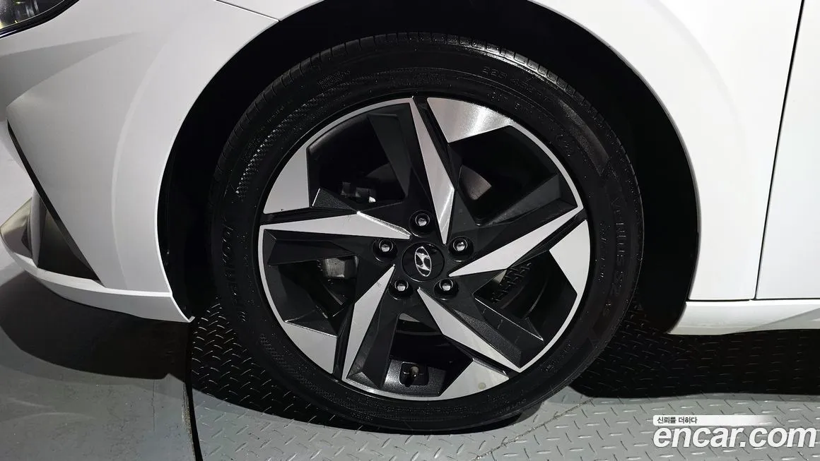 Hyundai AVANTE 2021 из KR, фото 4